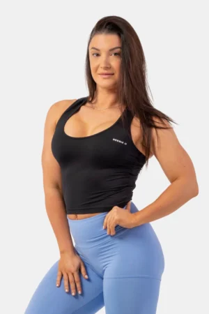 Nebbia Slim-fit Crop Tank Top Sort - XS Topper