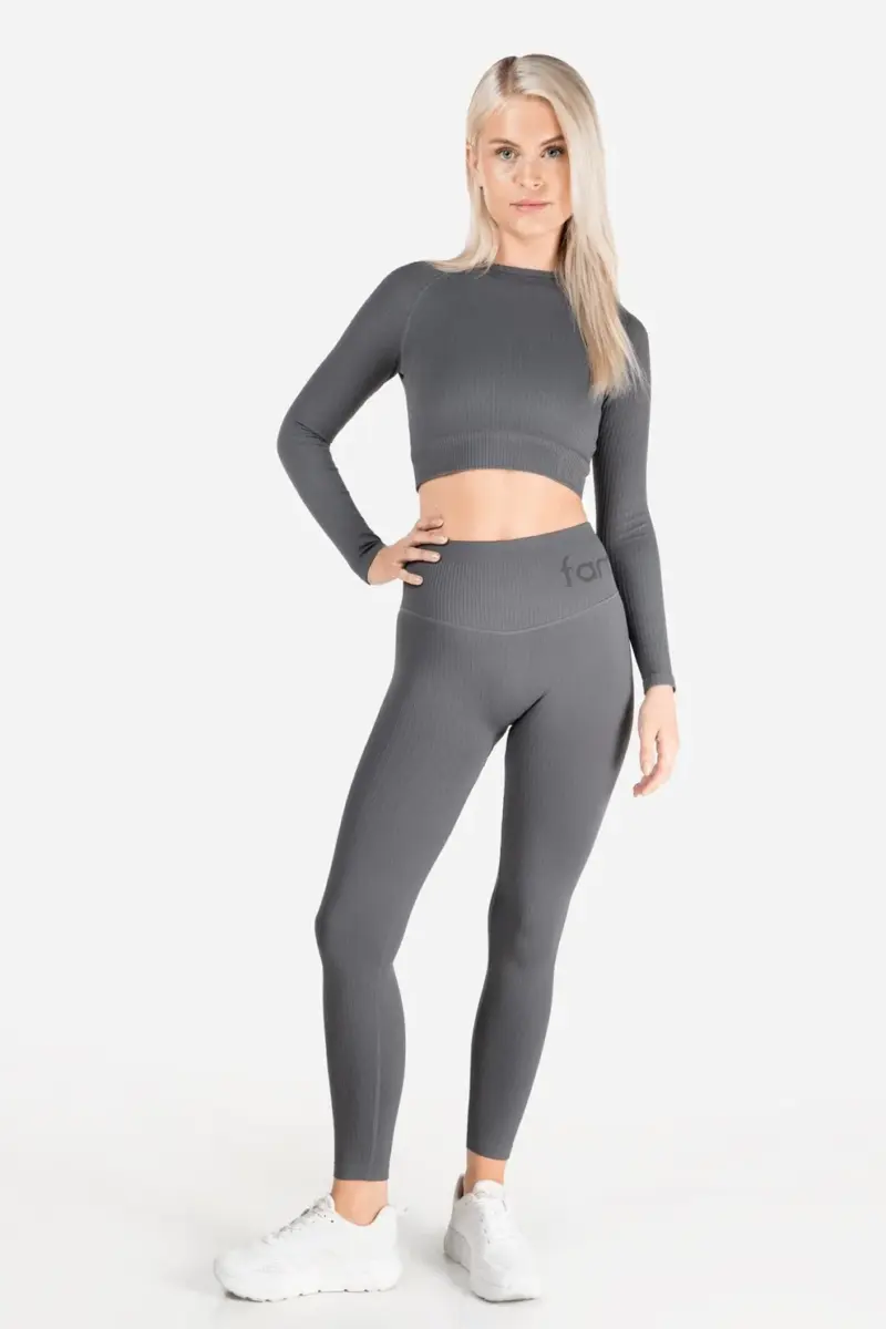 Famme Rib Cropped LS Grå - S Topper